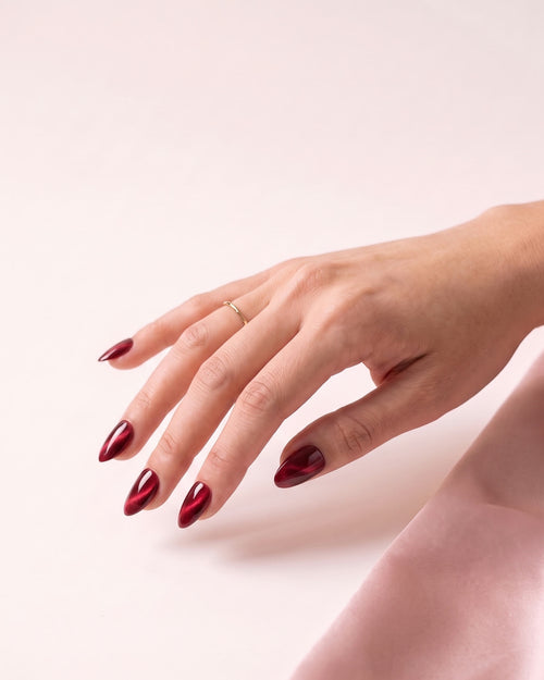 Cherry · Badem · Kısa · el pozu · temsili görsel (AI)