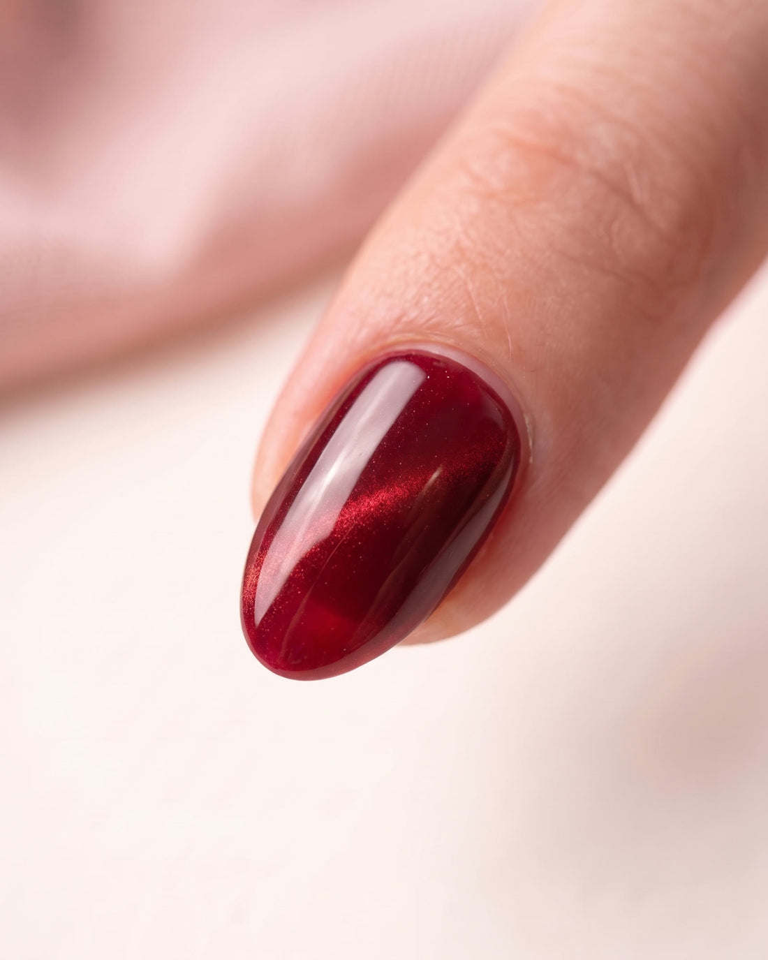 Cherry · Badem · Kısa · yakın çekim · temsili görsel (AI)