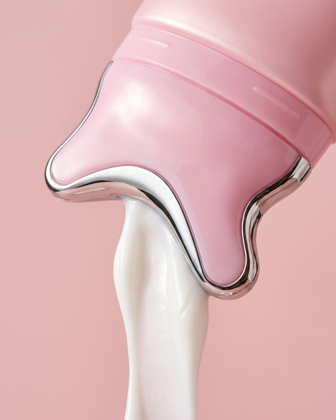 Peach Sculpt gua sha boyun kremi · doku · başlıktan çıkan krem